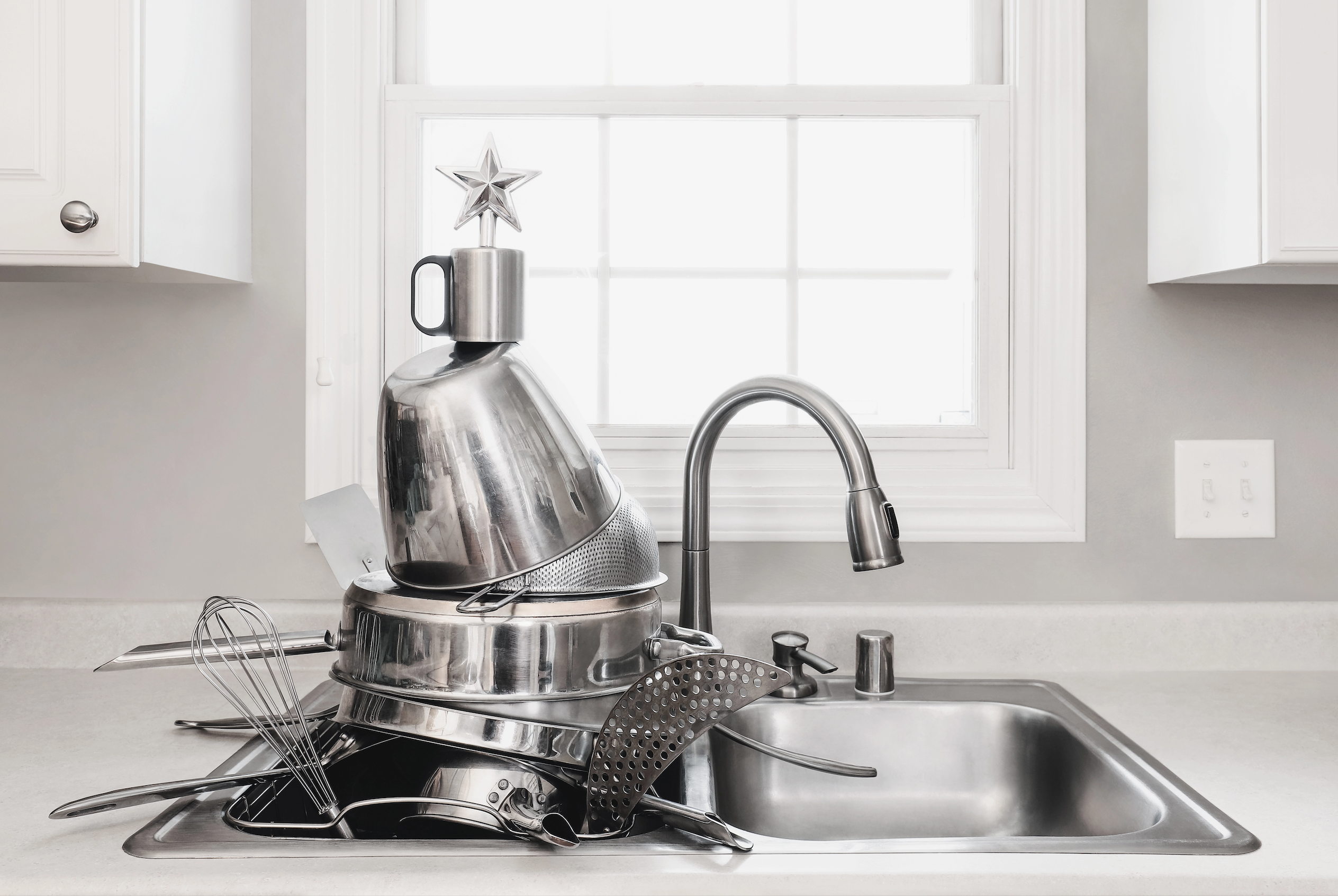HOW TO CLEAN STAINLESS STEEL